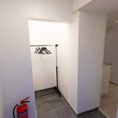 Kozy Near Center With Free Parking And Wifi Apartmán *