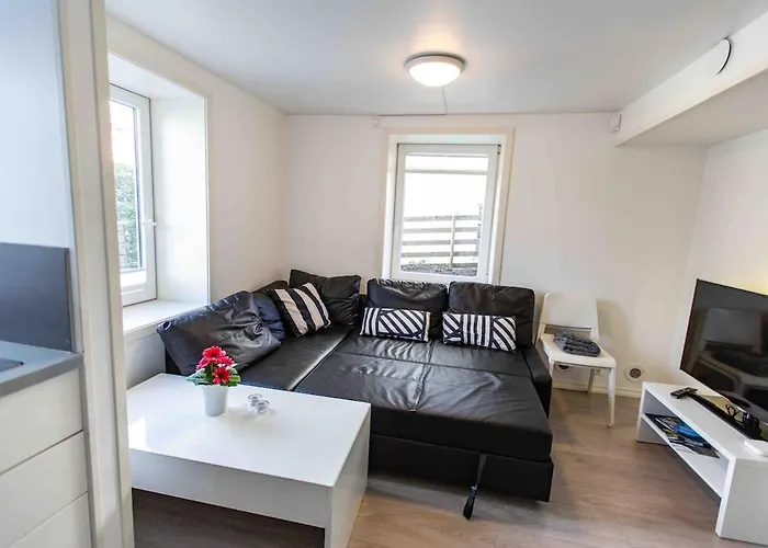 Lejlighed Kozy Near Center With Free Parking And Wifi