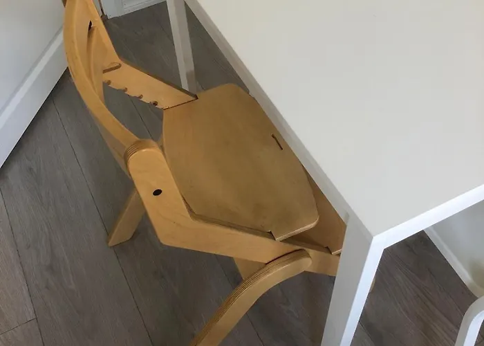 Appartamento Kozy Near Center With Free Parking And Wifi