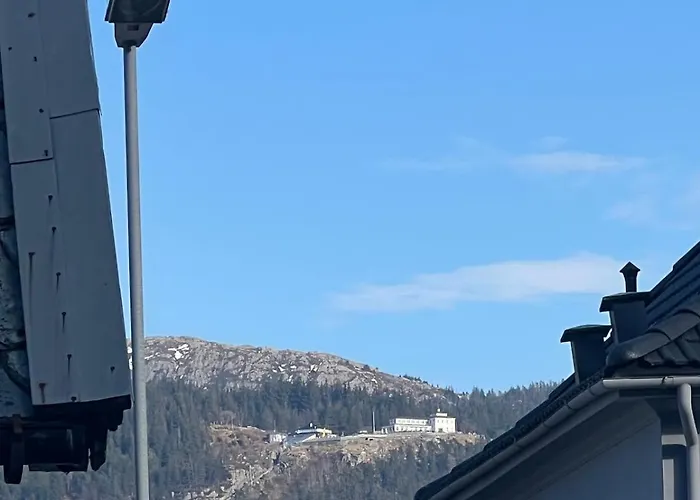 아파트 Kozy Near Center With Free Parking And Wifi *