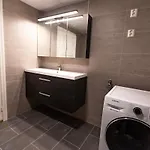 Kozy Near Center With Free Parking And Wifi アパート ベルゲン
